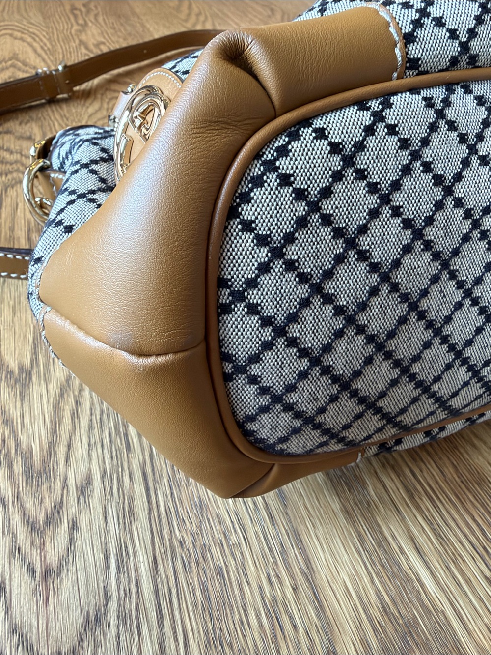 Gucci Diamante Canvas Sukey Satchel - Picture 11 of 14